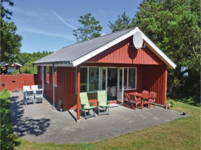 Holiday home Fyrrekrat with fireplace and shower